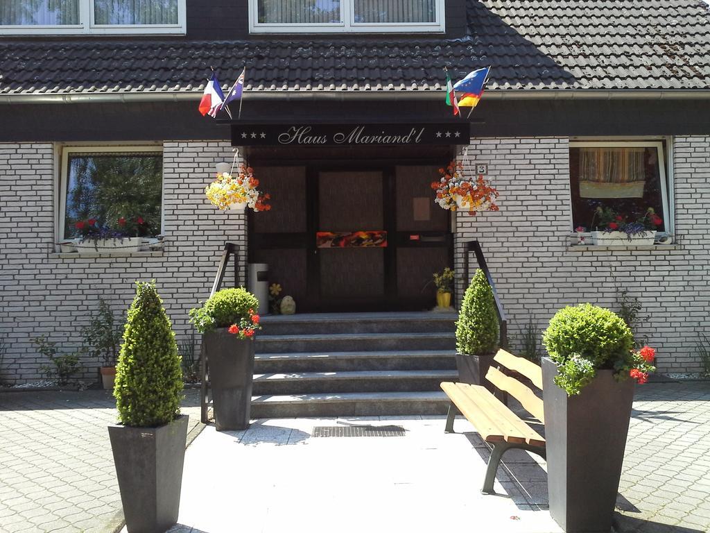 Haus Mariandl Hotel Düsseldorf Eksteriør billede
